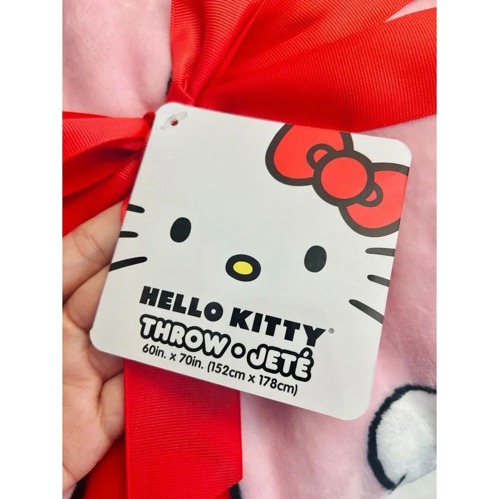 Hello Kitty Throw Blanket 60” x 70” NWT New Apple heart Pink cute gift